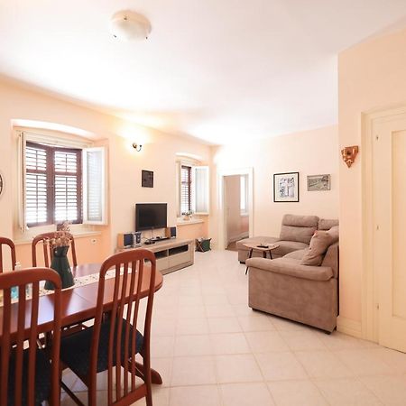 Two Bedroom Apartment In City Center Igor Zadar Ngoại thất bức ảnh