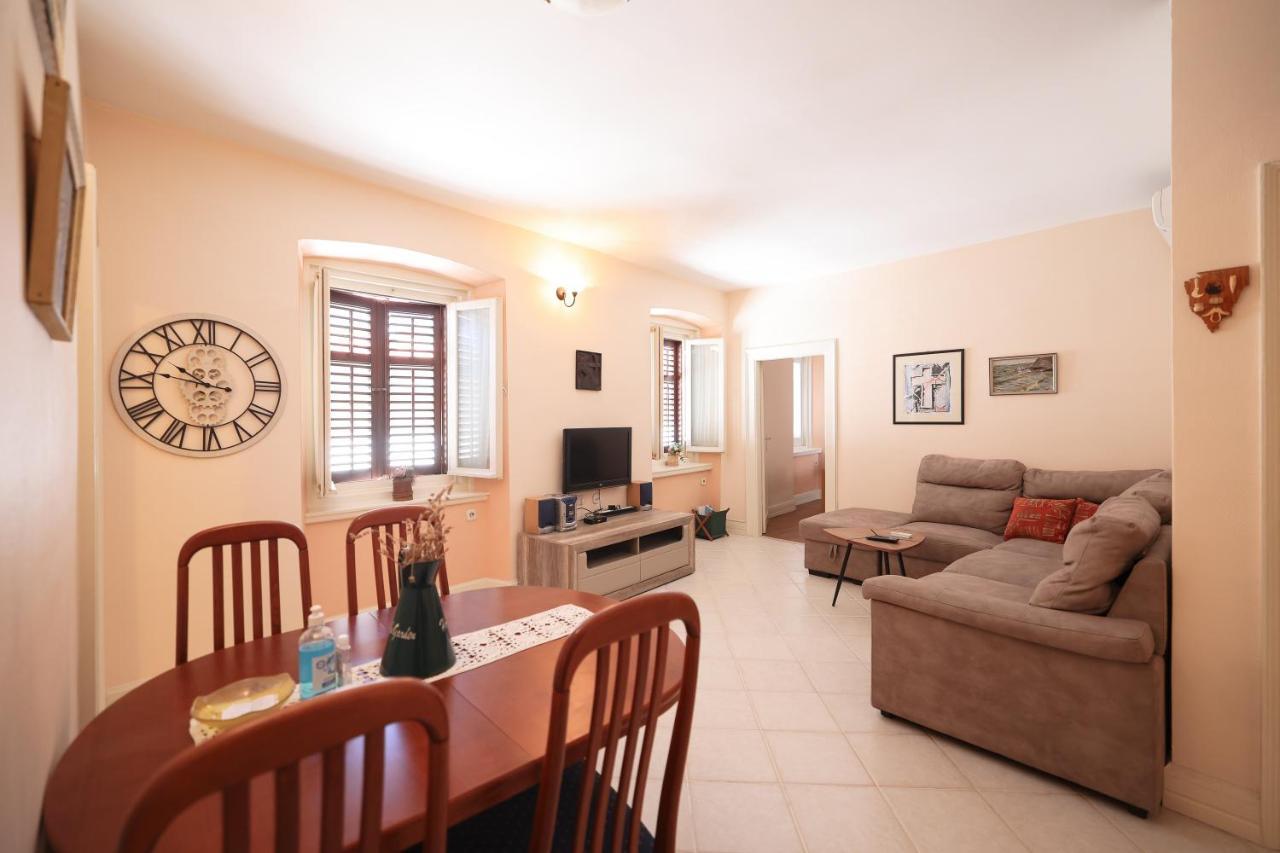 Two Bedroom Apartment In City Center Igor Zadar Ngoại thất bức ảnh