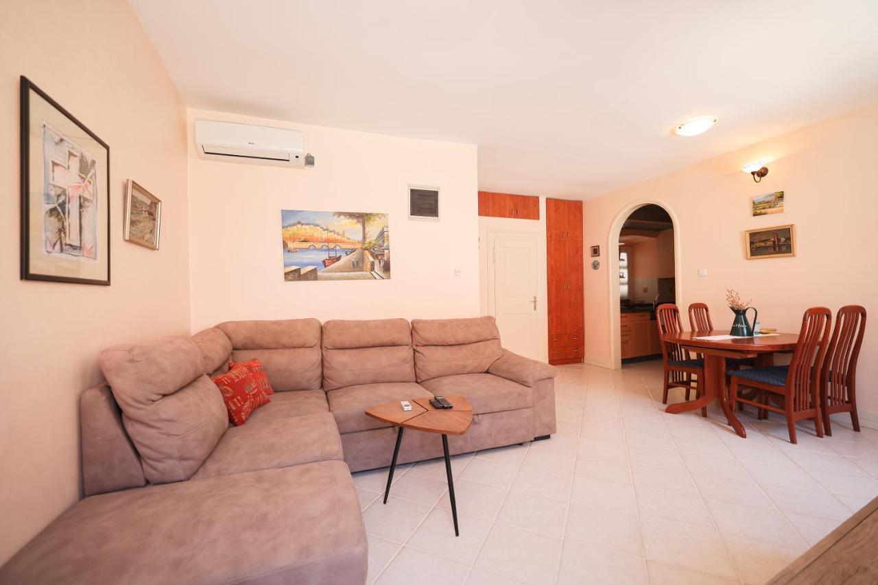Two Bedroom Apartment In City Center Igor Zadar Ngoại thất bức ảnh